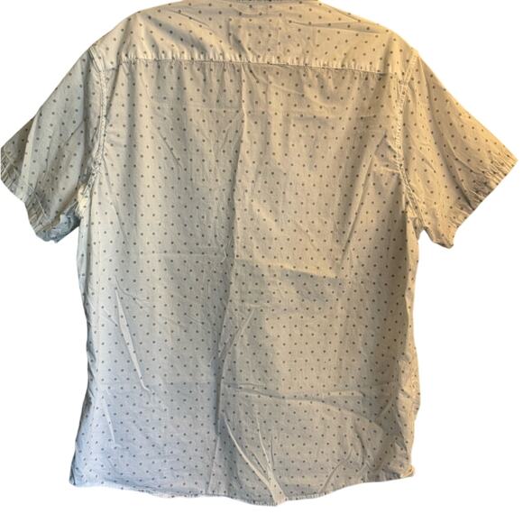 Lee Premium Select Men’s XL White Stretch Button-Down Short Sleeve Shirt - Picture 3 of 5